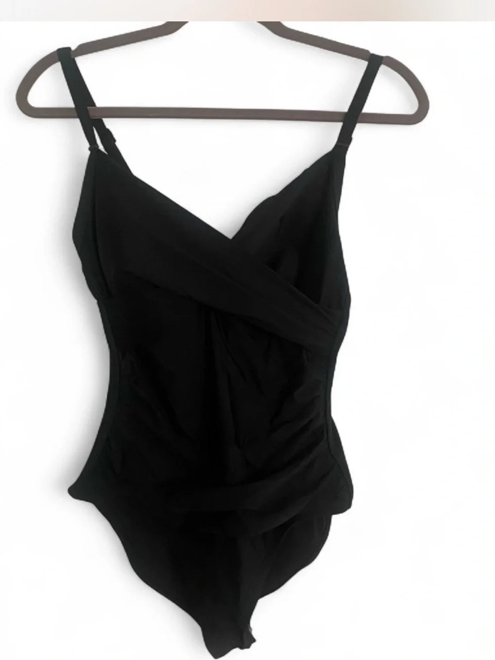 NWT DKNY BLACK ONE PIECE SWIMSUIT ADJUSTABLE STRAPS TUMMY CONTROL SIZE MEDIUM - Picture 3 of 5